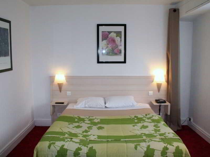 Hotel Vieille Tour روان المظهر الخارجي الصورة